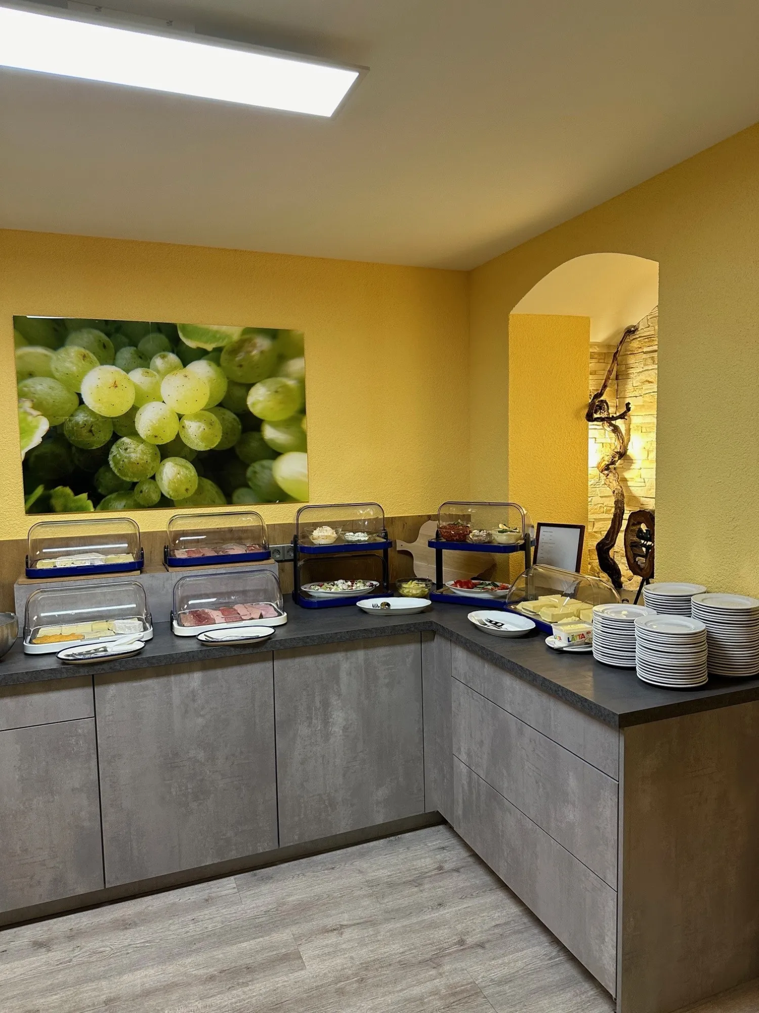 Frühstücksbuffet der Pension Unstrutpromenade